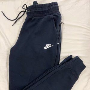 Nike dry fit joggers